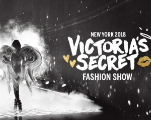 跪求《维多利亚的秘密2018时装秀2018》百度网盘免费在线观看，阿德瑞娜·利玛主演的