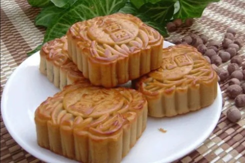 中秋节吃月饼是从什么时候流传下来的？