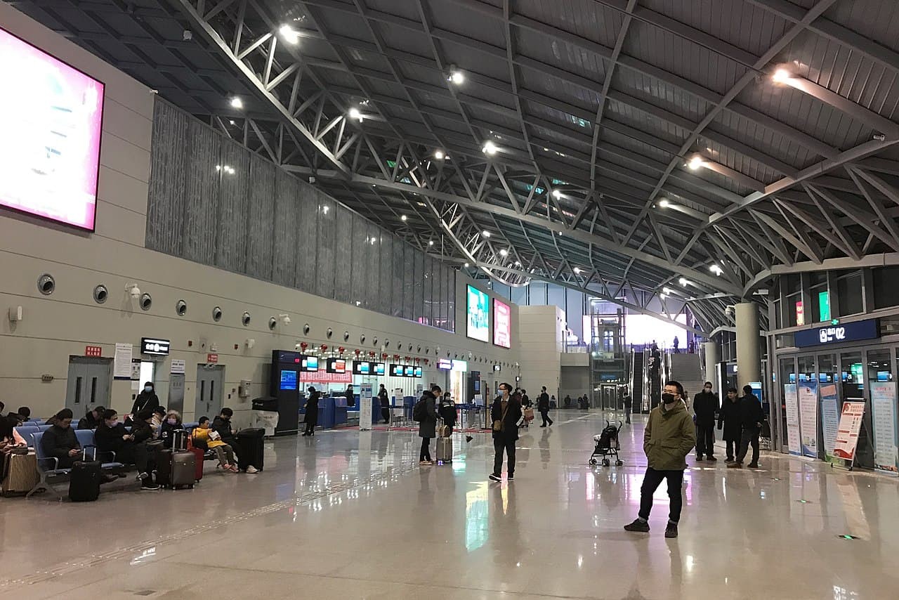 明港机场算国际机场吗？