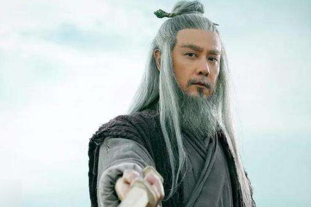 《雪中悍刀行》中，李淳罡和王仙芝谁更厉害呢？