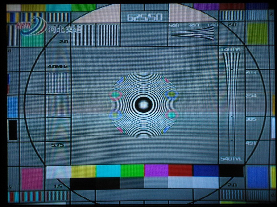 电视台无信号时屏幕的动态图片