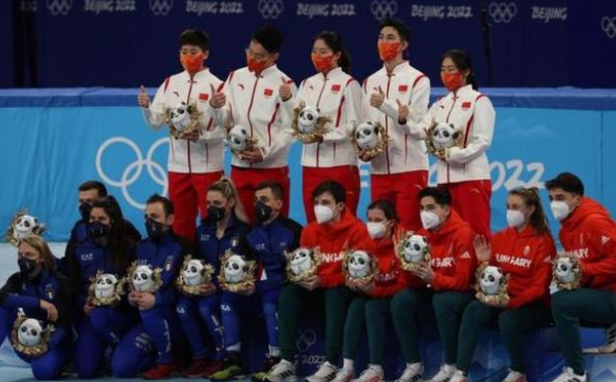 北京冬奥会中国第一枚金牌获得者是谁？