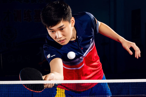 王开是国家乒乓球队员吗？