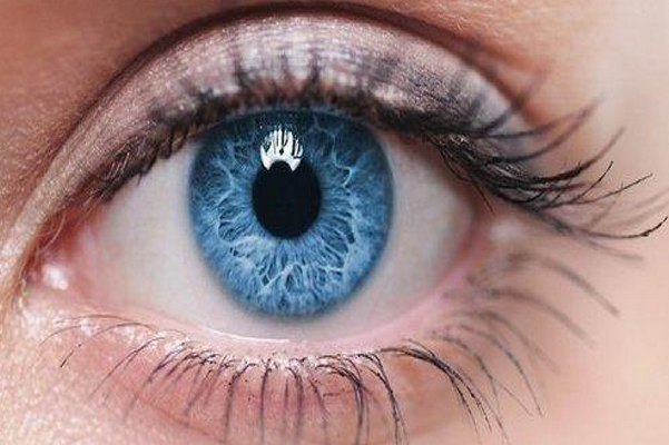 死人与活人的瞳孔有什么区别？怎么分辨呢？