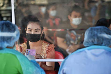 泰国宣告：疫情将在10月1结束，疫管中心解散！如何解读此举？
