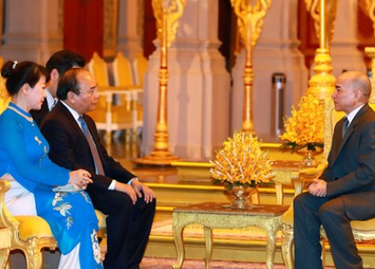 现任柬埔寨国王是谁？