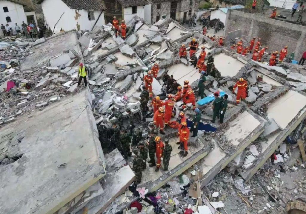 湖南汝城民房垮塌，致5死7伤，导致房子垮塌的原因是什么？