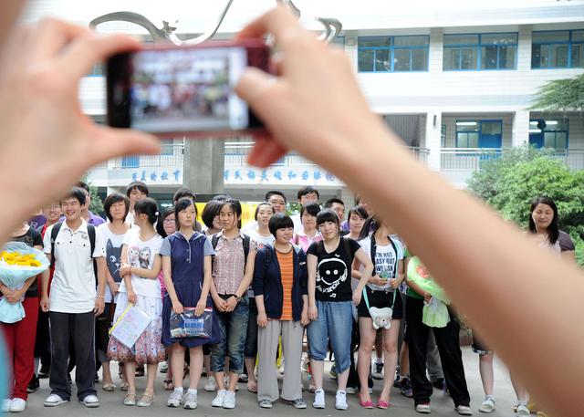 清华大学否认13岁神童被保送，今年分数线出炉后是新闻还是谣言？