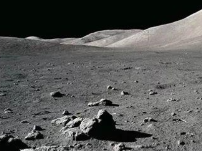 全国政协委员表示嫦娥五号带回的月壤可发挥三方面作用，具体哪三方面？