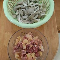 凤尾菇鸡汤怎么做好吃又简单，做法图解分