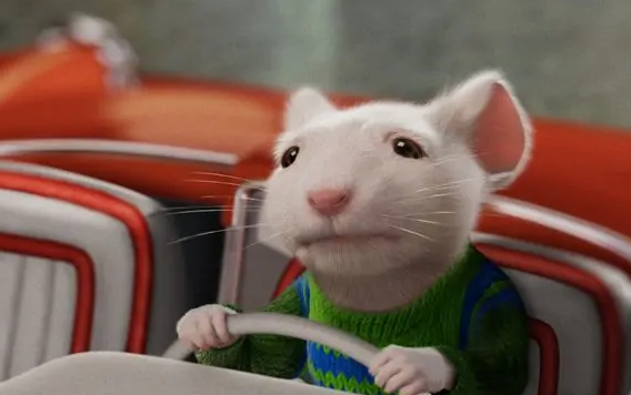 电影《精灵鼠小弟2》中有哪些令你印象深刻的片段？