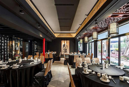上海人均2000元中餐厅被指宰客，去这种餐厅吃饭是“交智商税”吗？