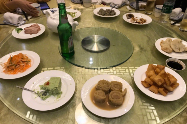 北京3000元一桌的私房菜被喷，米其林餐厅就一定好吃吗？