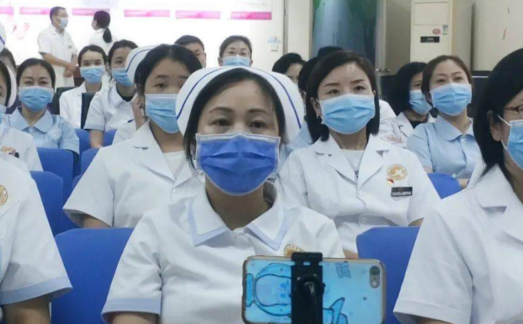 韩国累计确诊超1千万例，五分之一人口感染，还有哪些国家的疫情情况严峻？