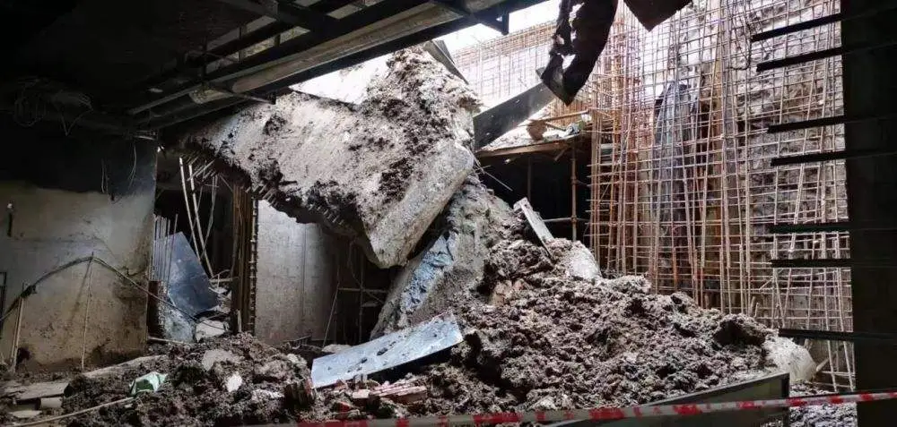 天津在建地铁坍塌导致4死，7人被追责，事故发生的原因是什么？