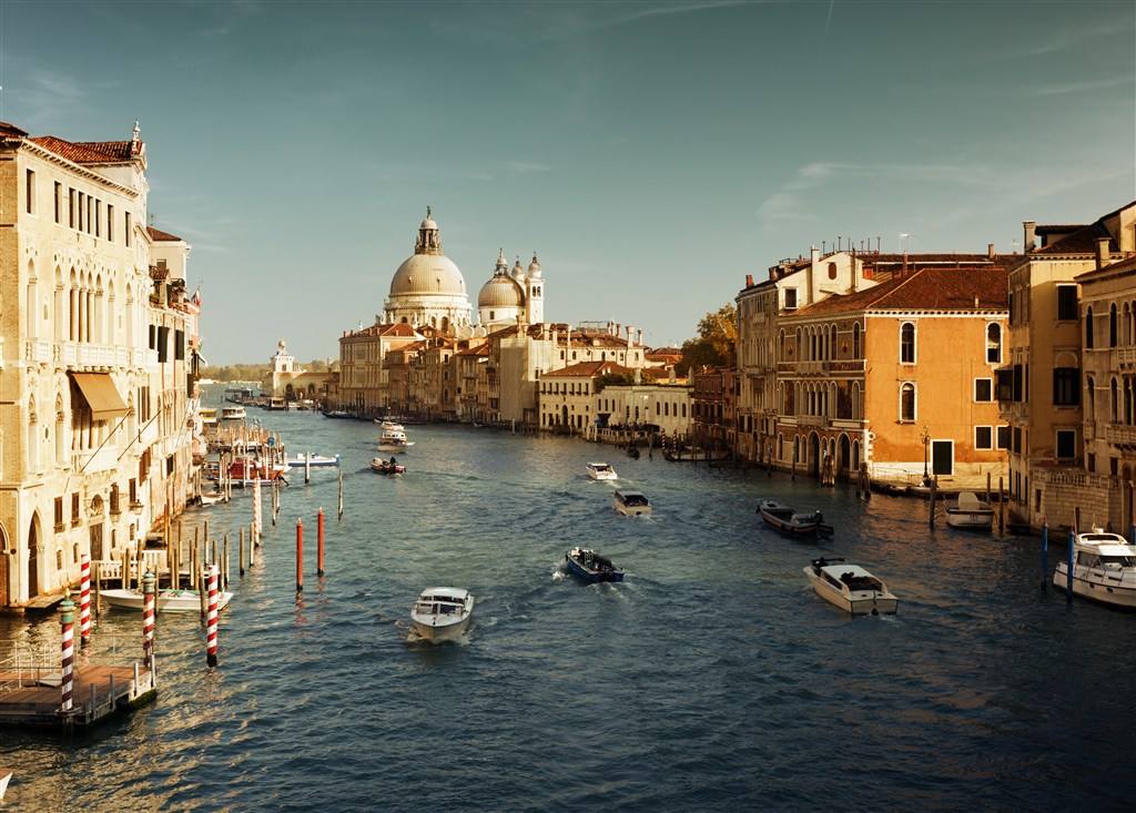 威尼斯为什么叫水城？