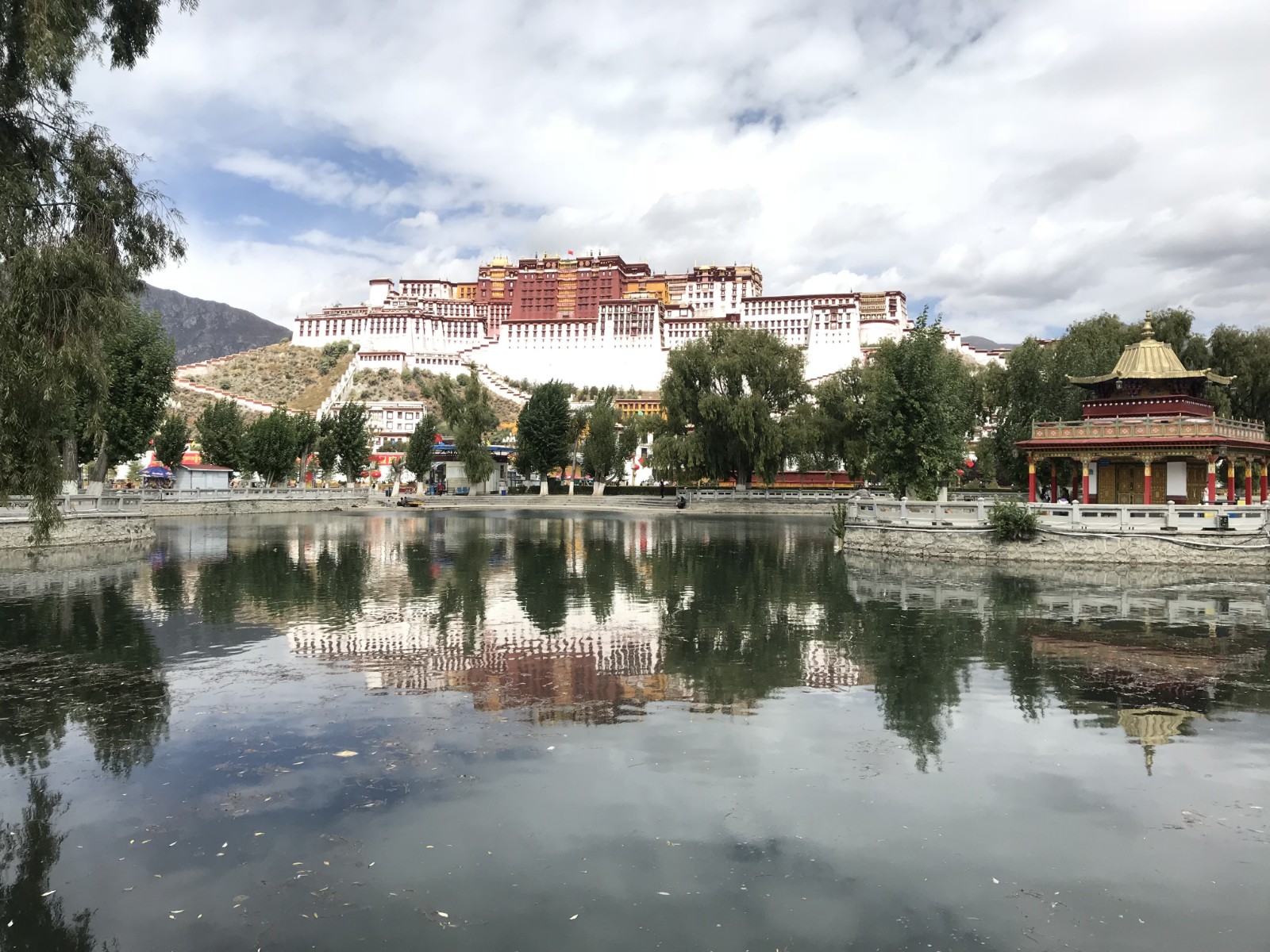 西藏的布达拉宫什么时候停止对外开放啊？