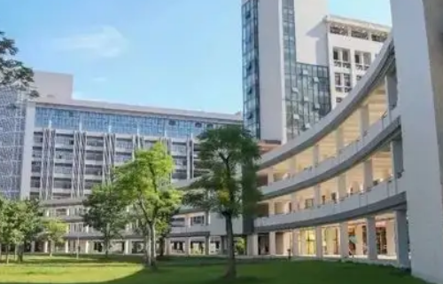 广东财经大学排名