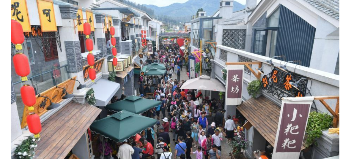 昆明＂茶马花街＂为什么吸引大量游客？