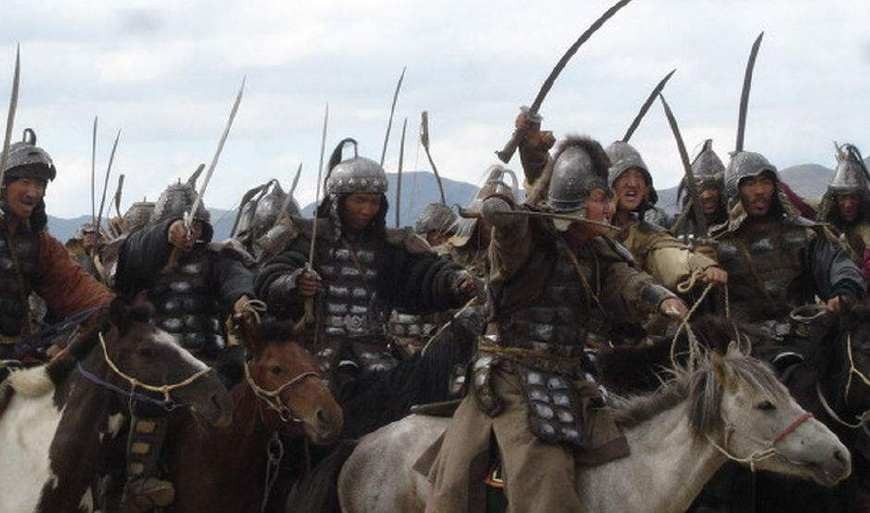 法国的胸甲骑兵，打巅峰时期的蒙古骑兵，谁会赢？