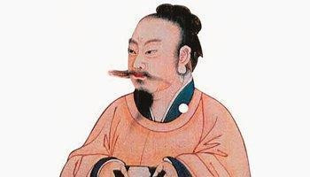 汉顺帝末年京都流传一首童谣直如弦死道边曲如钩反封侯他的意思是什么为什么会