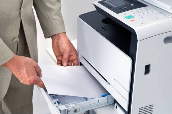帮忙推荐一款可以打印不干胶的打印机