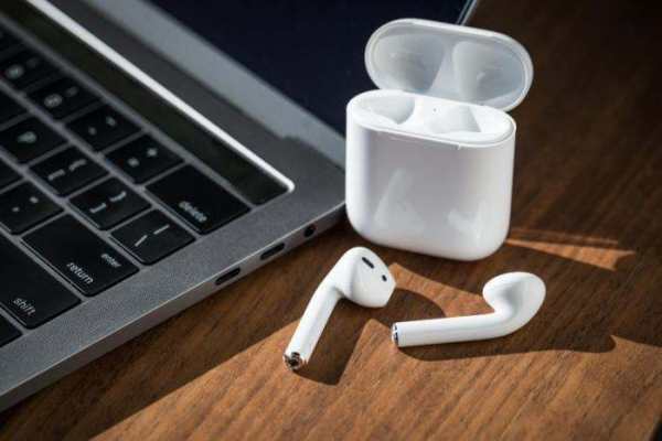 苹果蓝地牙耳机功能及使用方法是什么？