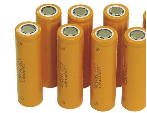 锂顶投额掉号星操重婷布电池和干电池有什么区别?哪些属于锂电池?哪些属于干电池?